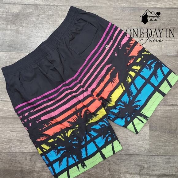 Adisputent Tropical Boardshorts Size L - Picture 6 of 6